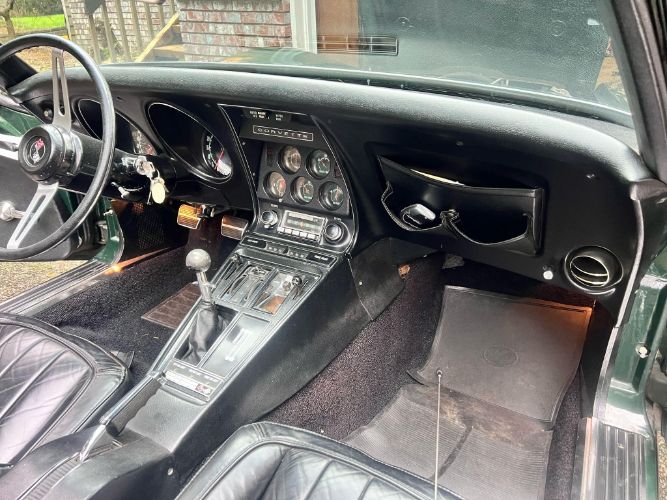 Chevrolet-Corvette-1969-Fathom-Green-Black-Leather-7