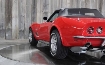 Chevrolet-Corvette-1969-RESTORED-16