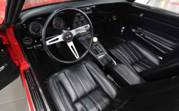 Chevrolet-Corvette-1969-RESTORED-22
