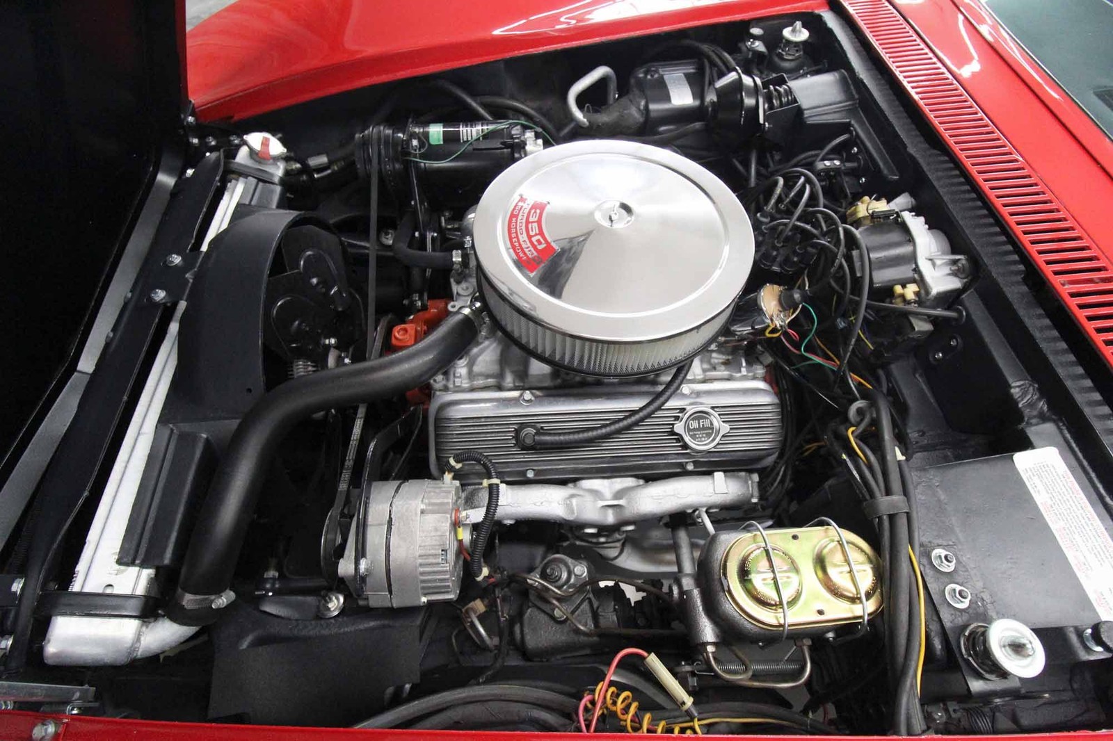Chevrolet-Corvette-1969-RESTORED-37