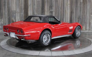 Chevrolet-Corvette-1969-RESTORED-7