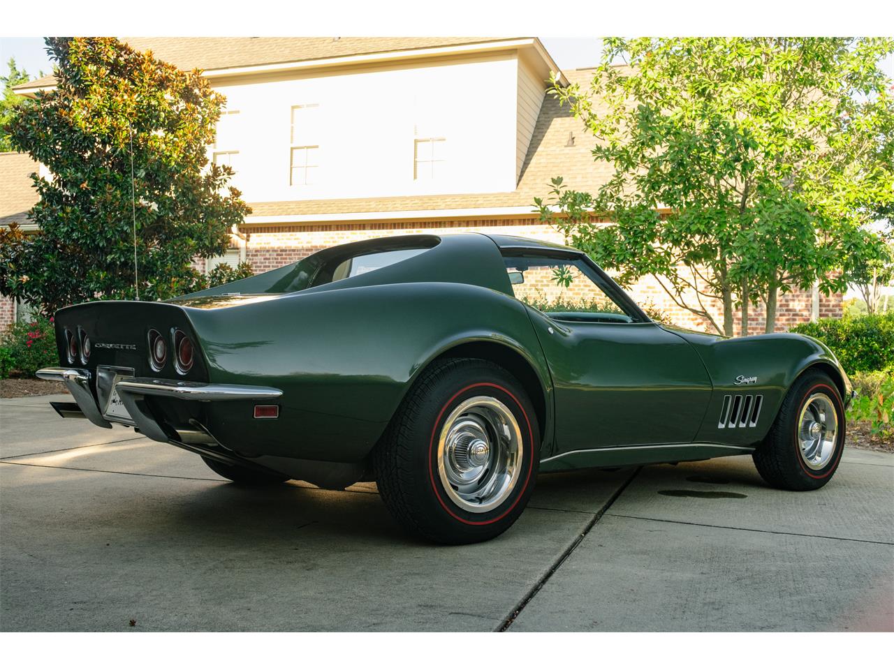 Chevrolet-Corvette-1969-Rally-Green-Green-10