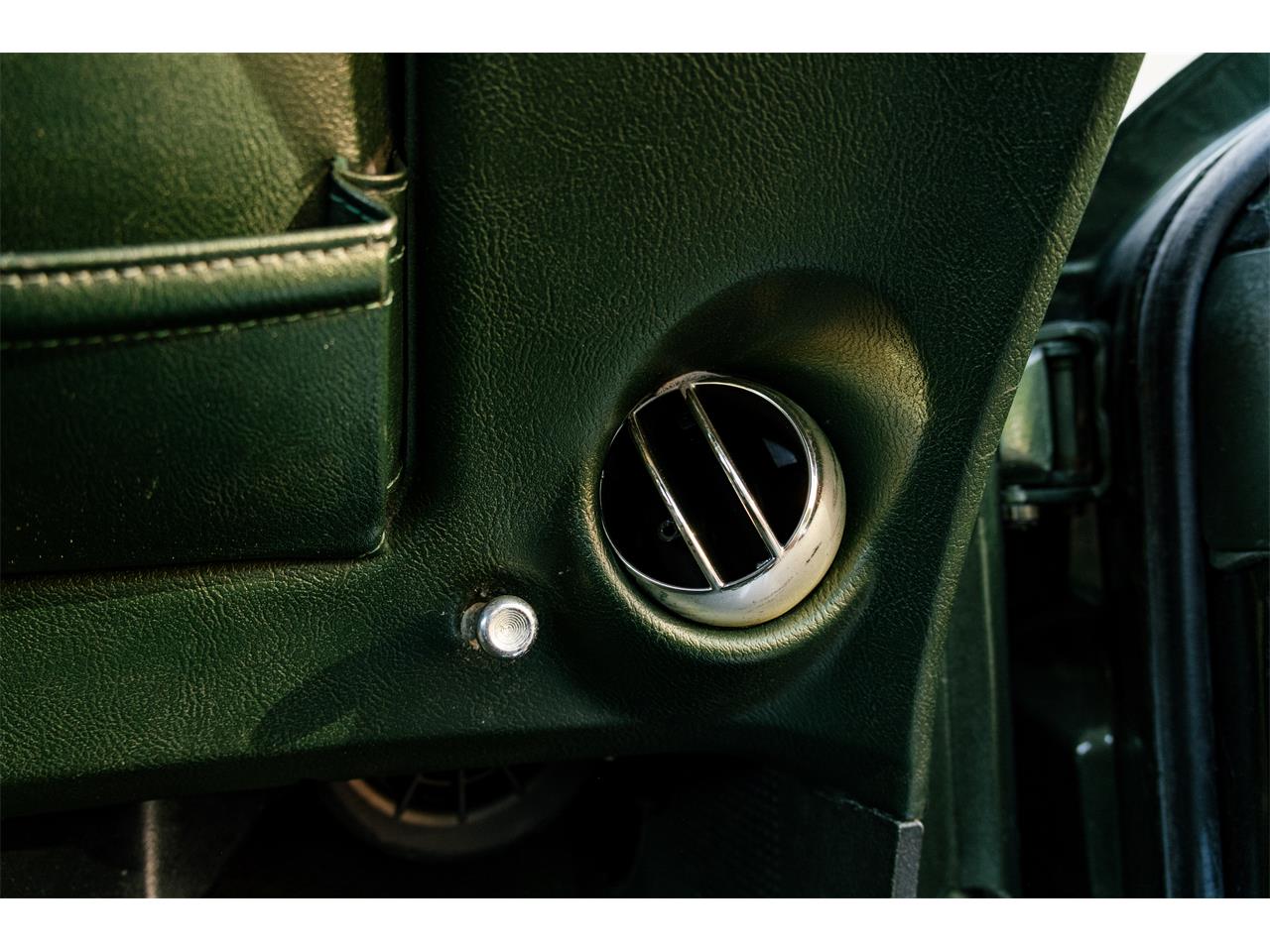 Chevrolet-Corvette-1969-Rally-Green-Green-3