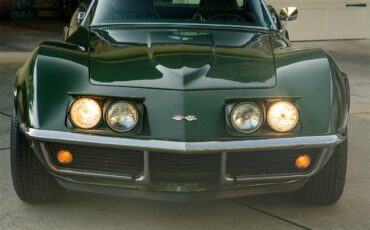 Chevrolet-Corvette-1969-Rally-Green-Green-34