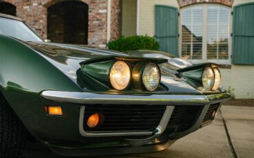 Chevrolet-Corvette-1969-Rally-Green-Green-35