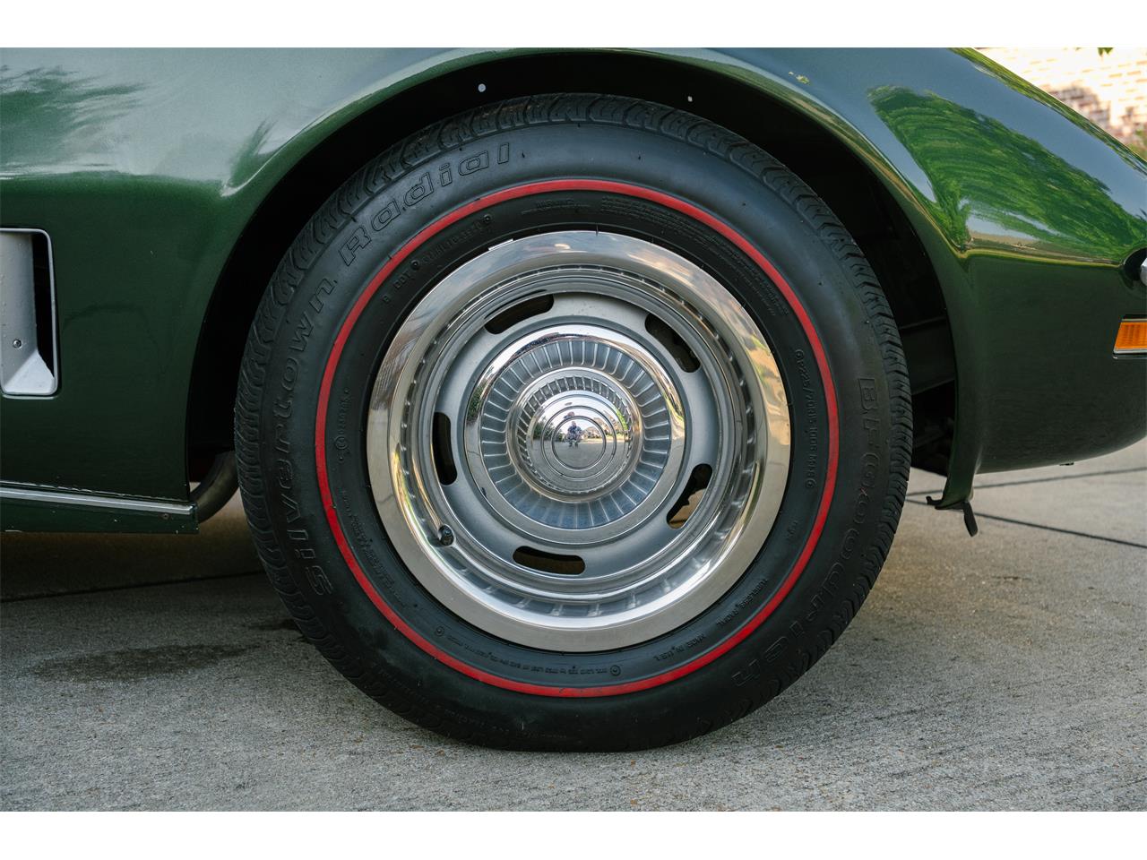 Chevrolet-Corvette-1969-Rally-Green-Green-40