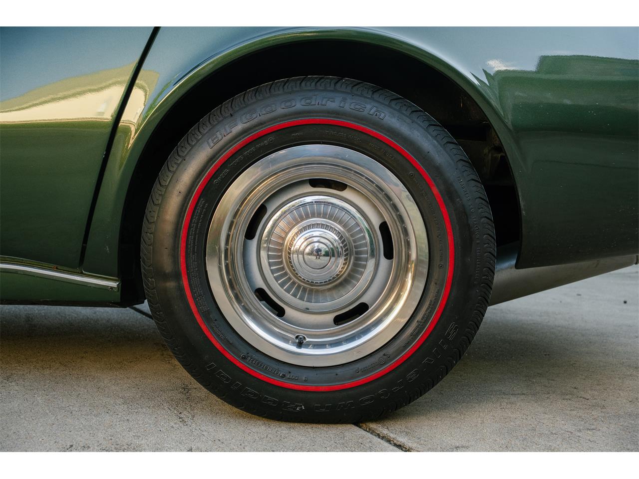 Chevrolet-Corvette-1969-Rally-Green-Green-42