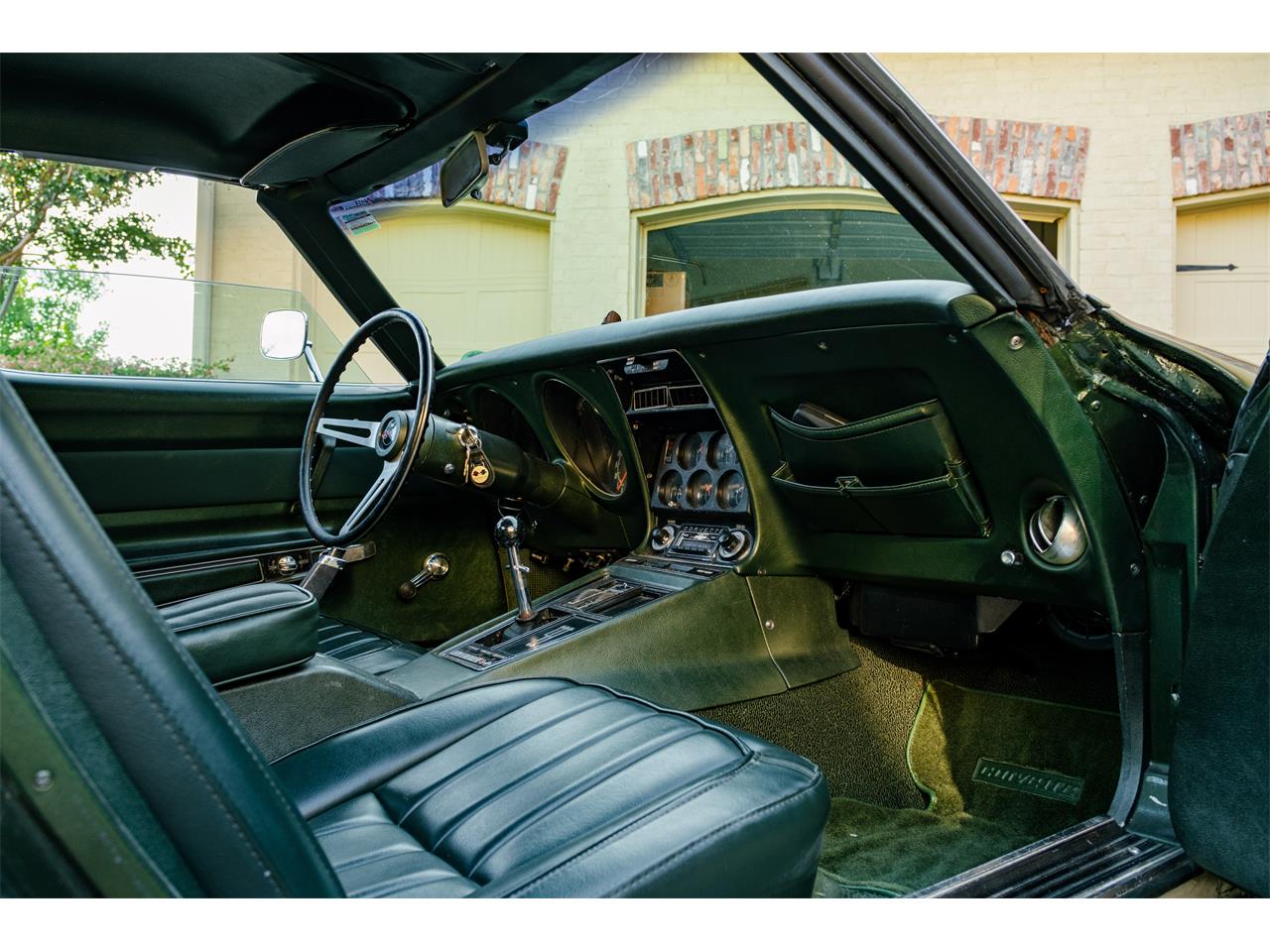 Chevrolet-Corvette-1969-Rally-Green-Green-54