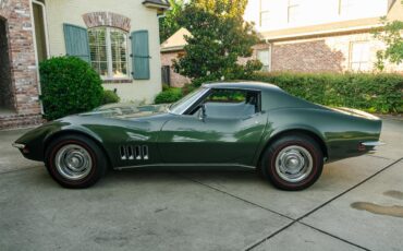 Chevrolet-Corvette-1969-Rally-Green-Green-8