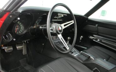 Chevrolet-Corvette-1969-Red-Black-12