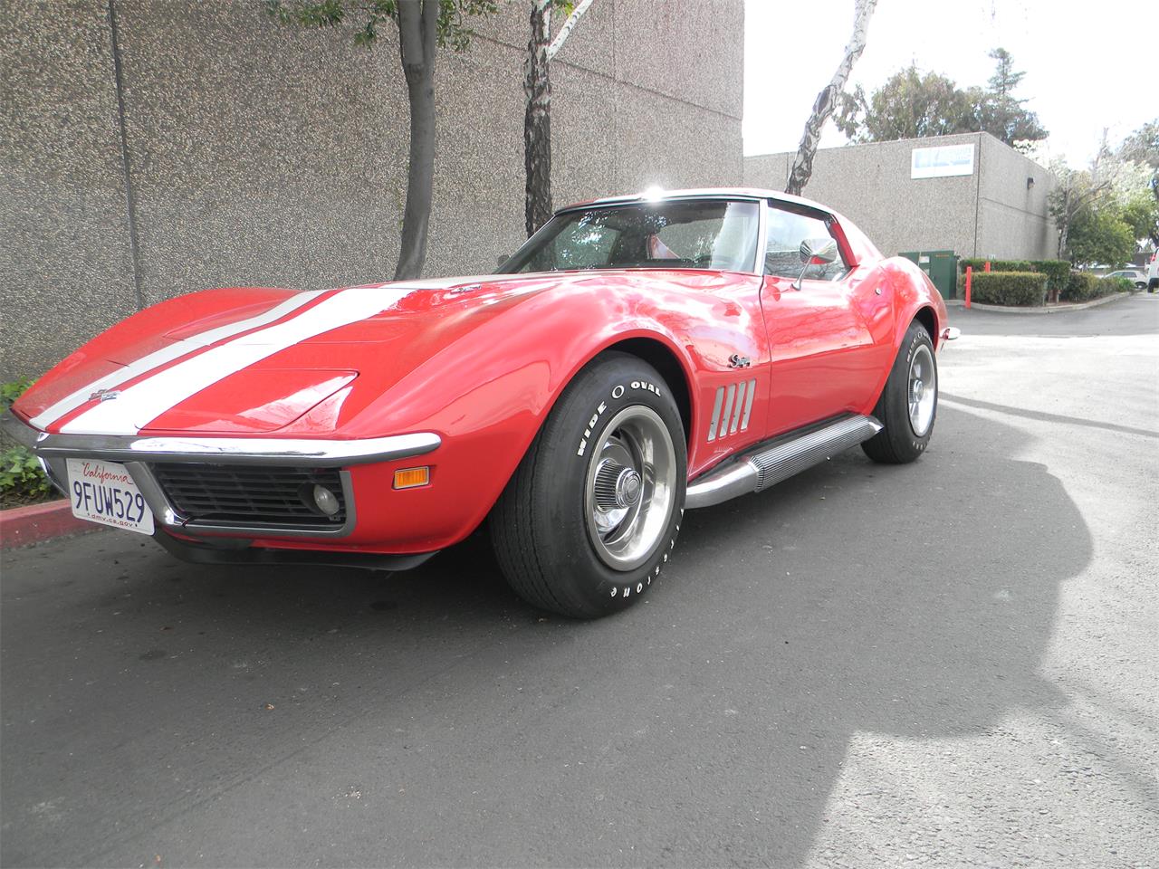 Chevrolet-Corvette-1969-Red-Black