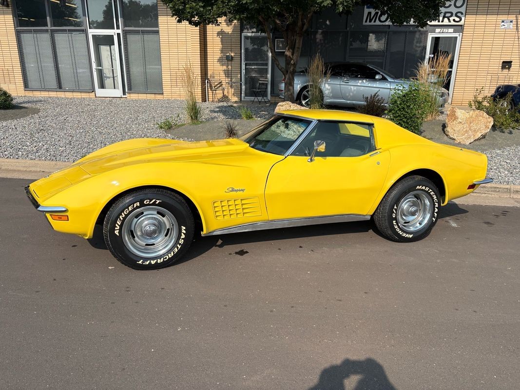 Chevrolet-Corvette-1970-14