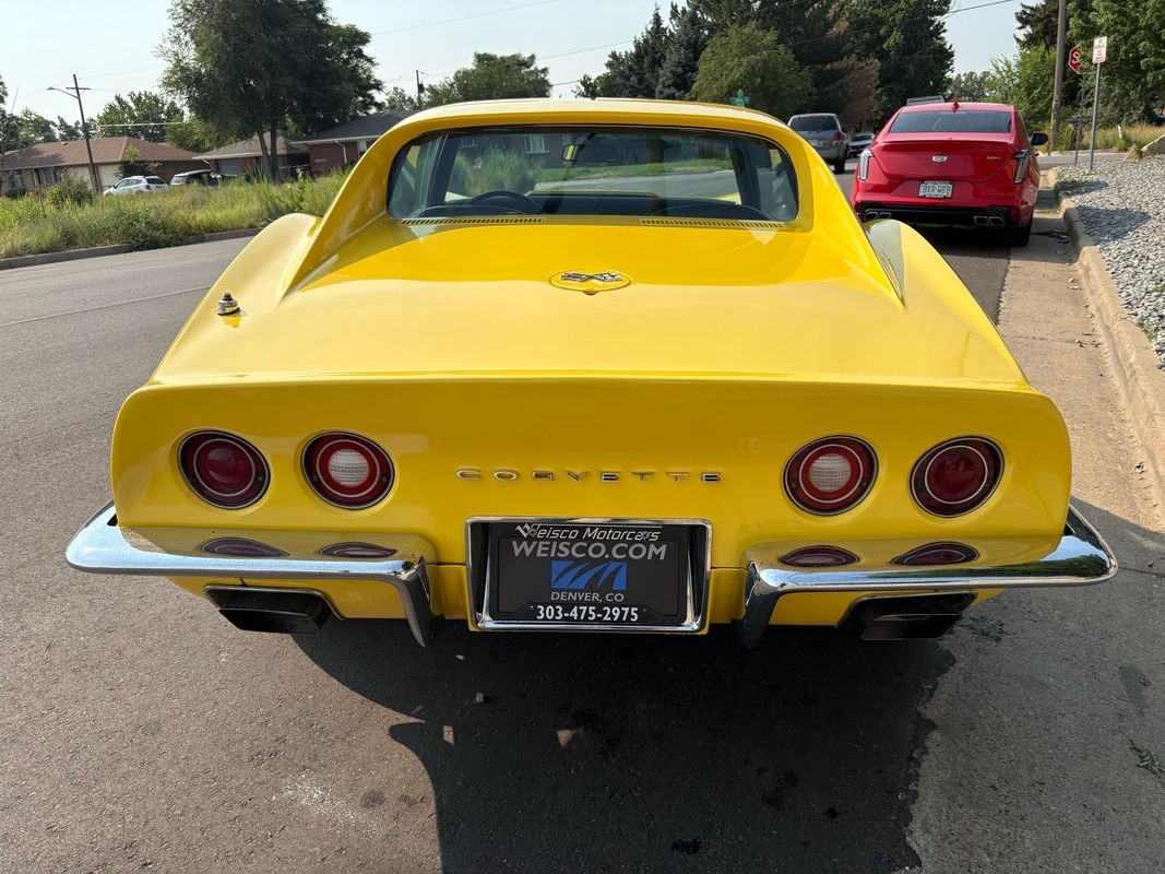 Chevrolet-Corvette-1970-15