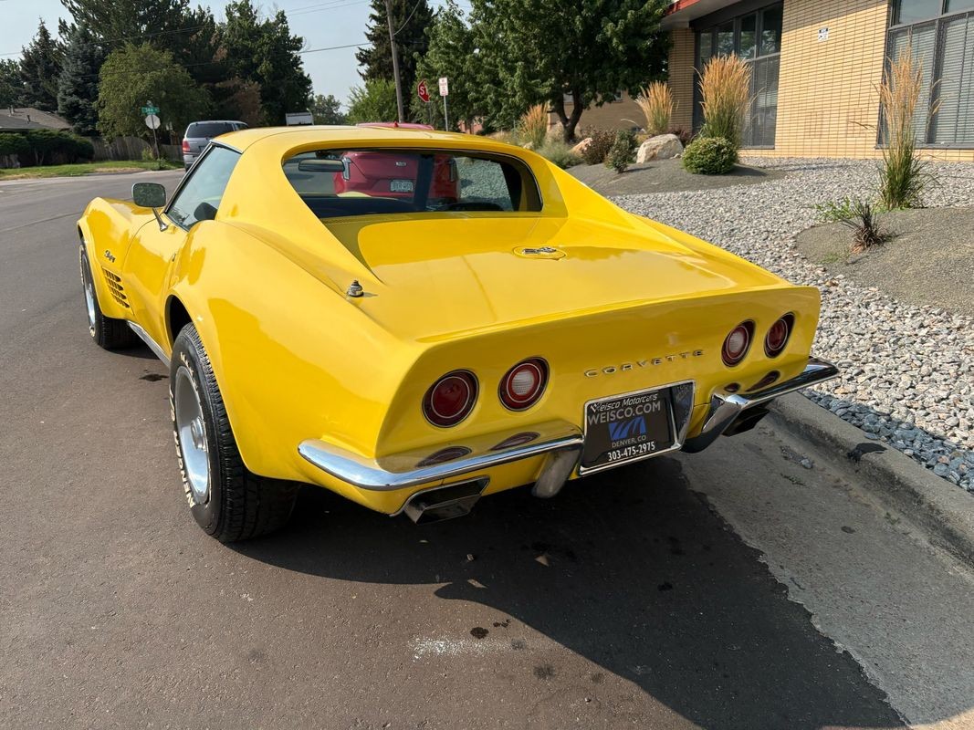 Chevrolet-Corvette-1970-18
