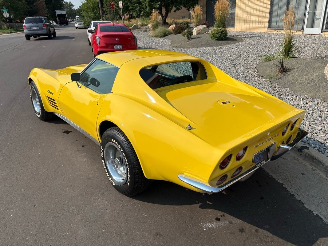 Chevrolet-Corvette-1970-19