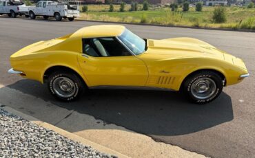 Chevrolet-Corvette-1970-23