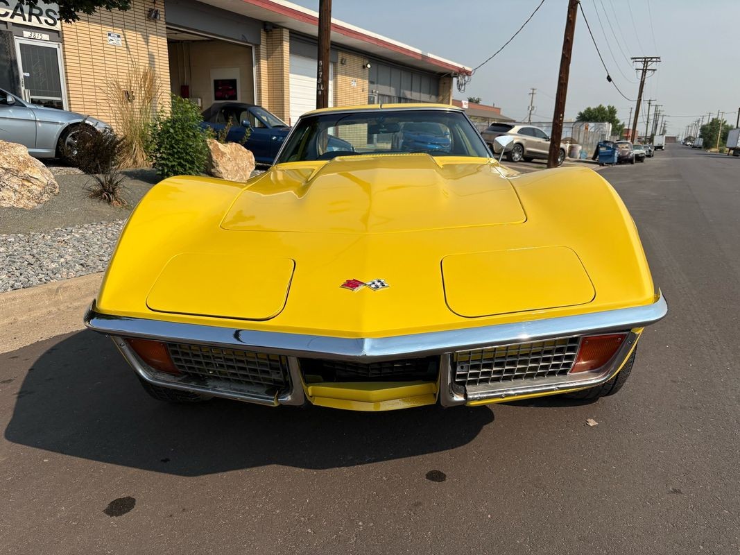 Chevrolet-Corvette-1970-34