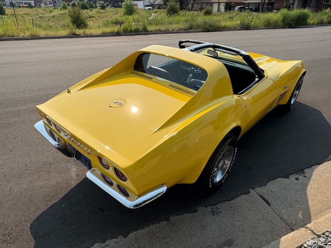 Chevrolet-Corvette-1970-4