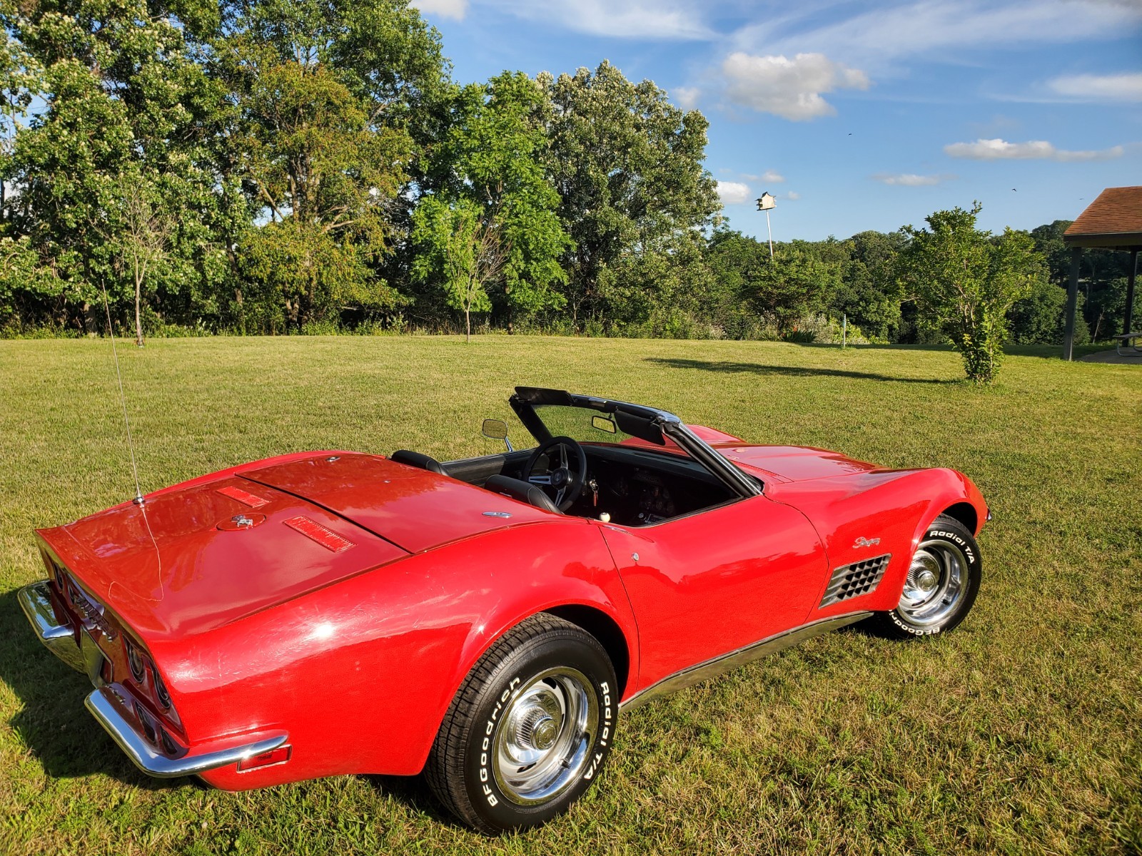 Chevrolet-Corvette-1970-Convertible-2