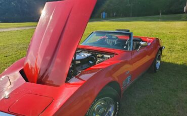 Chevrolet-Corvette-1970-Convertible-9
