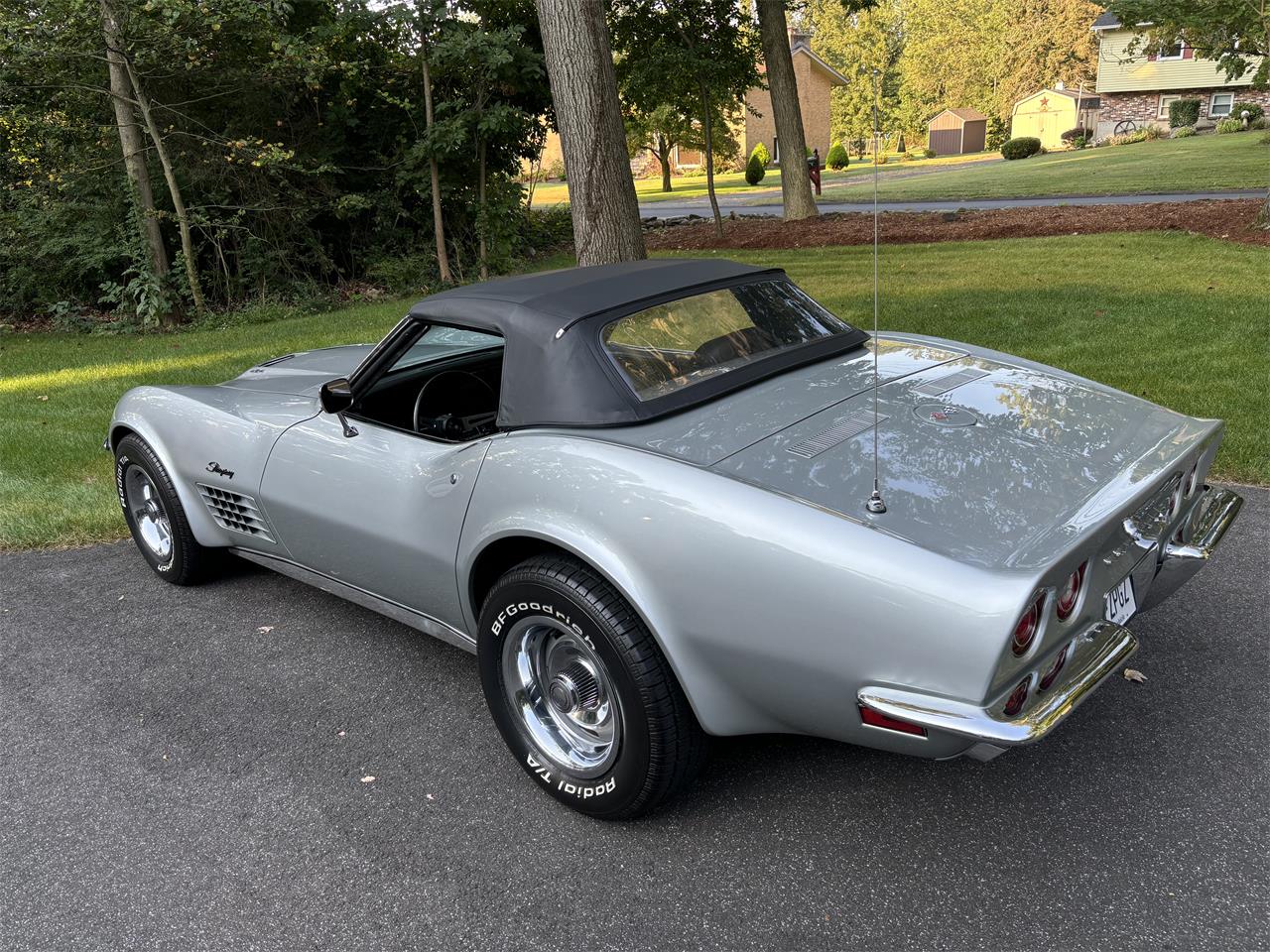 Chevrolet-Corvette-1970-Cortez-Silver-Black-1