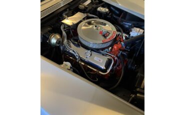 Chevrolet-Corvette-1970-Cortez-Silver-Black-11