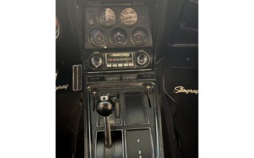 Chevrolet-Corvette-1970-Cortez-Silver-Black-8