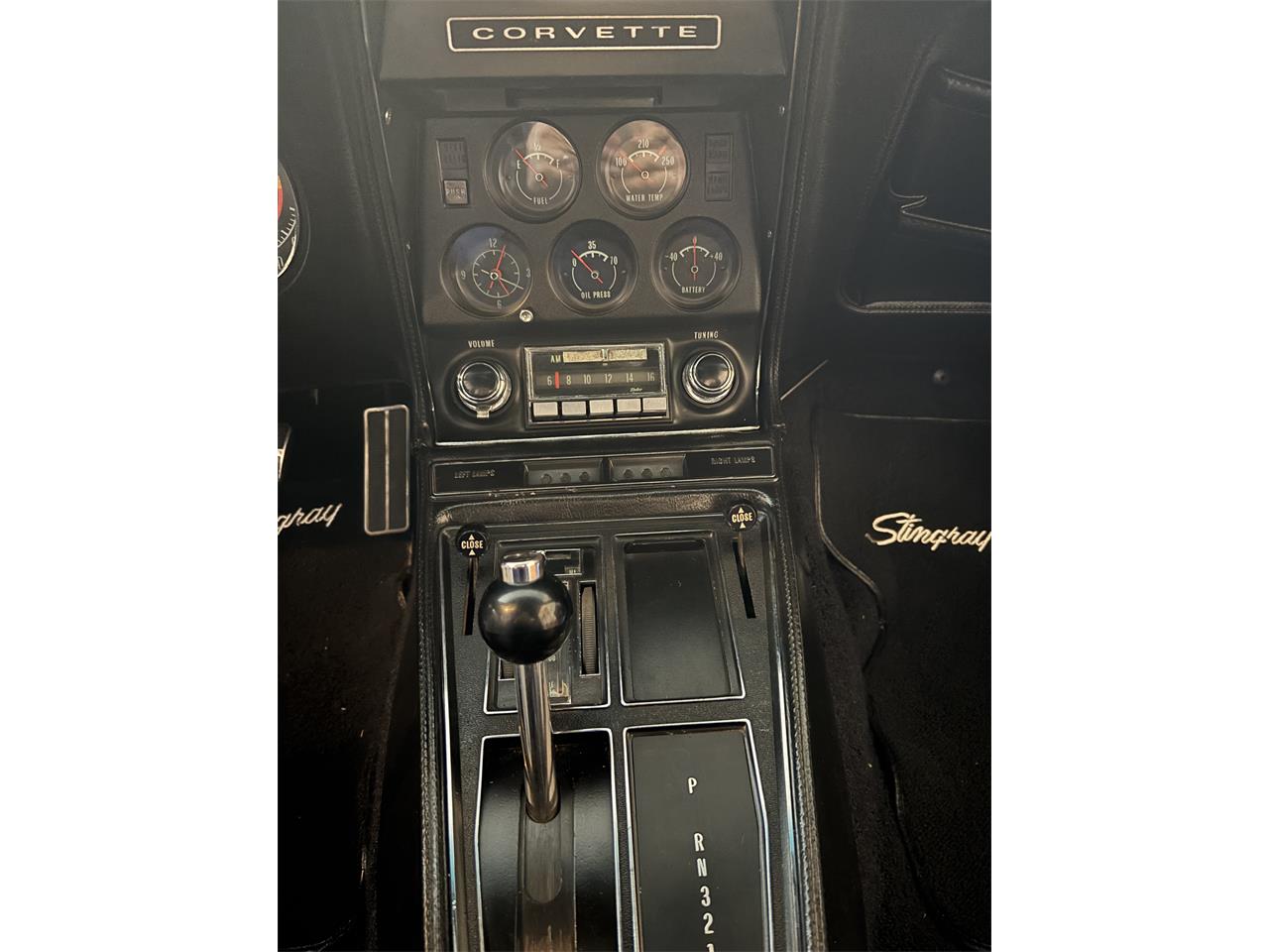 Chevrolet-Corvette-1970-Cortez-Silver-Black-8