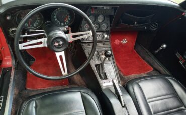 Chevrolet-Corvette-1970-Coupe-10