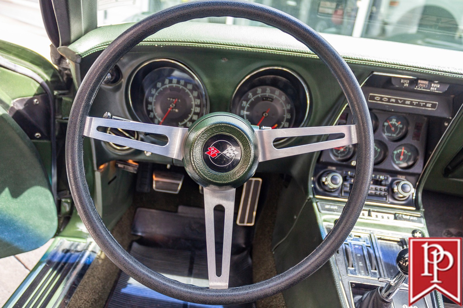 Chevrolet-Corvette-1970-Roadster-15