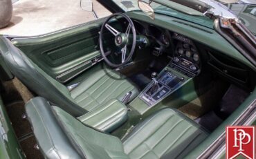 Chevrolet-Corvette-1970-Roadster-5