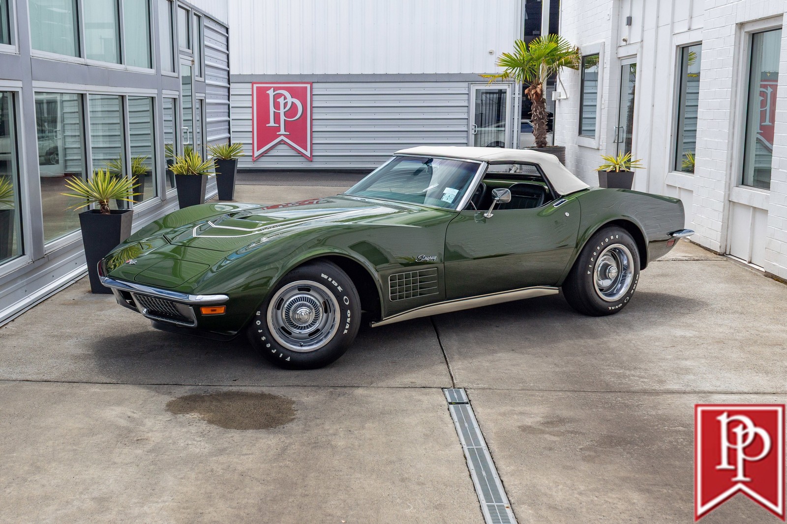 Chevrolet-Corvette-1970-Roadster-7
