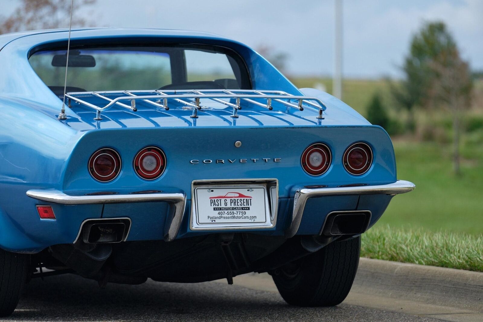 Chevrolet-Corvette-1971-2-Door-24