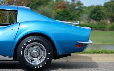 Chevrolet-Corvette-1971-2-Door-25