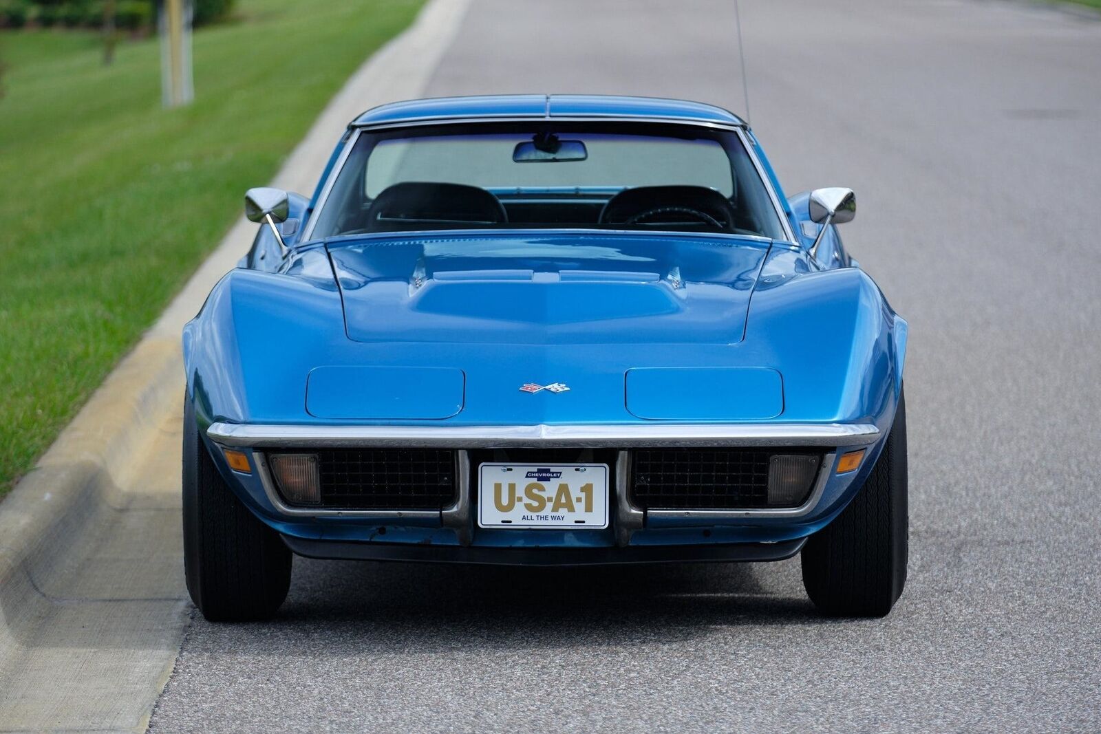 Chevrolet-Corvette-1971-2-Door-30
