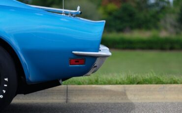 Chevrolet-Corvette-1971-2-Door-39