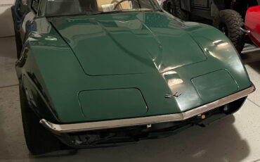 Chevrolet-Corvette-1971-Coupe-2