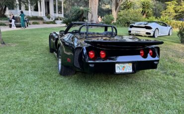 Chevrolet-Corvette-1971-Coupe-3