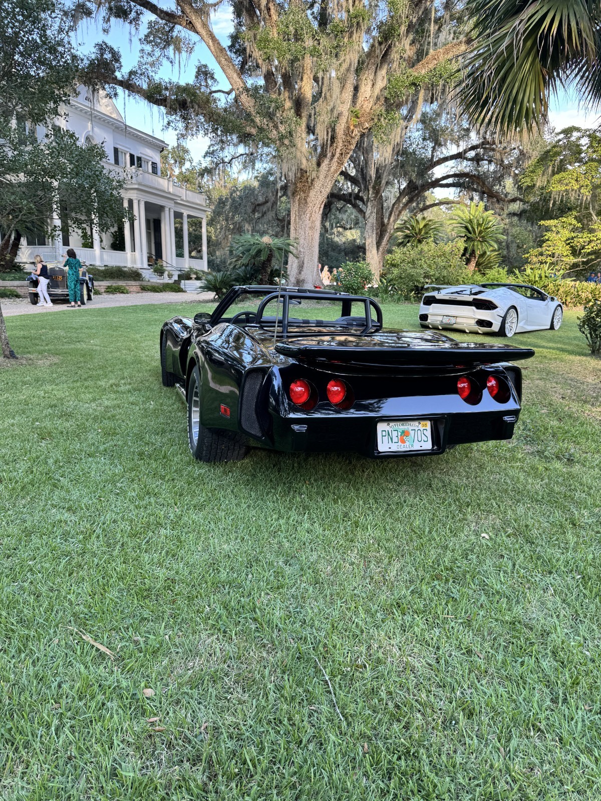Chevrolet-Corvette-1971-Coupe-3
