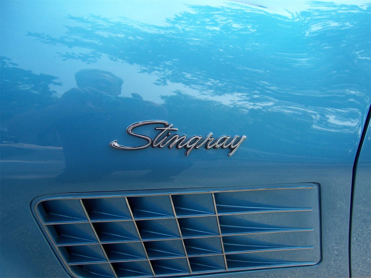 Chevrolet-Corvette-1971-MULSANNE-BLUE-BLACK-9