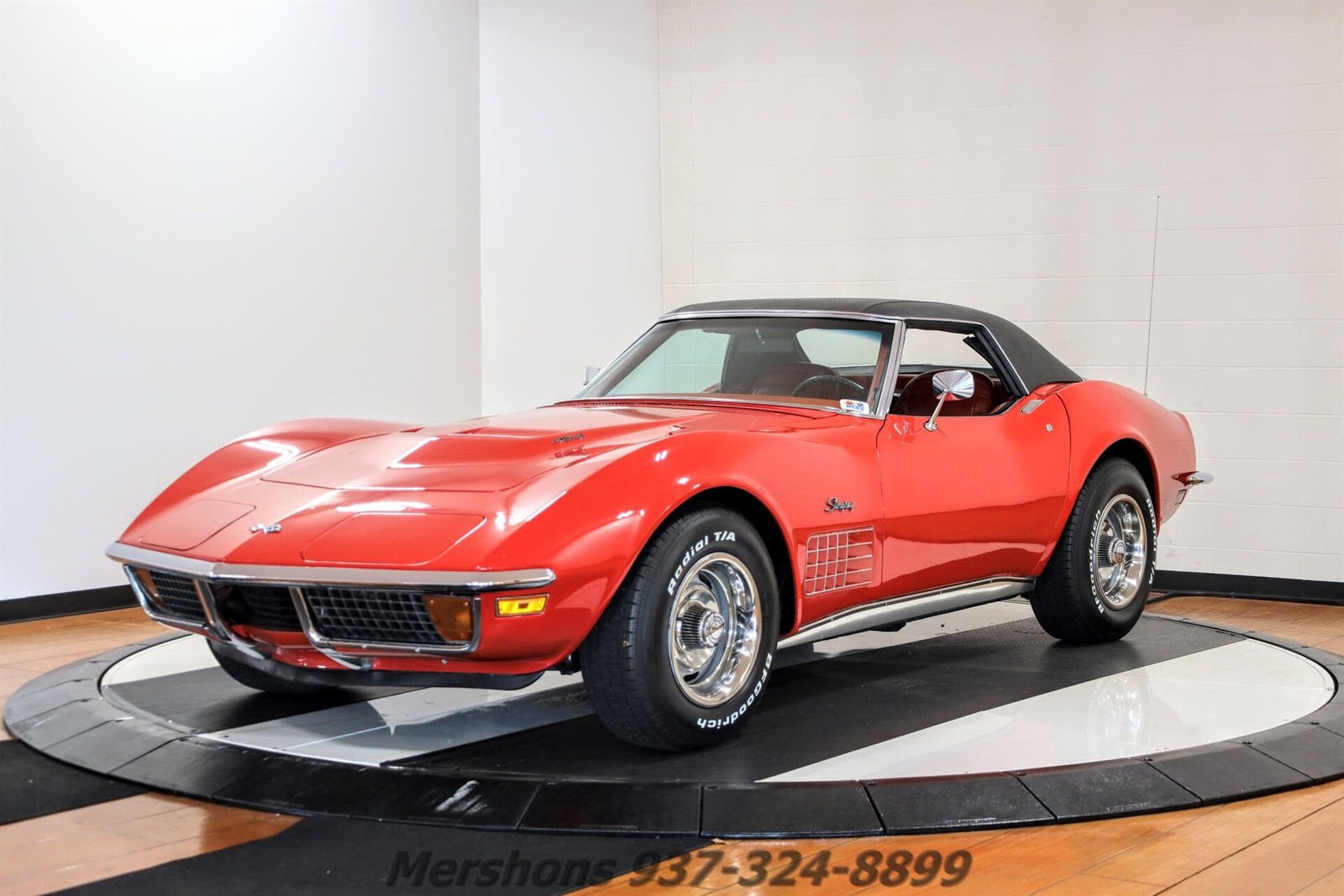 Chevrolet-Corvette-1972-Convertible-12