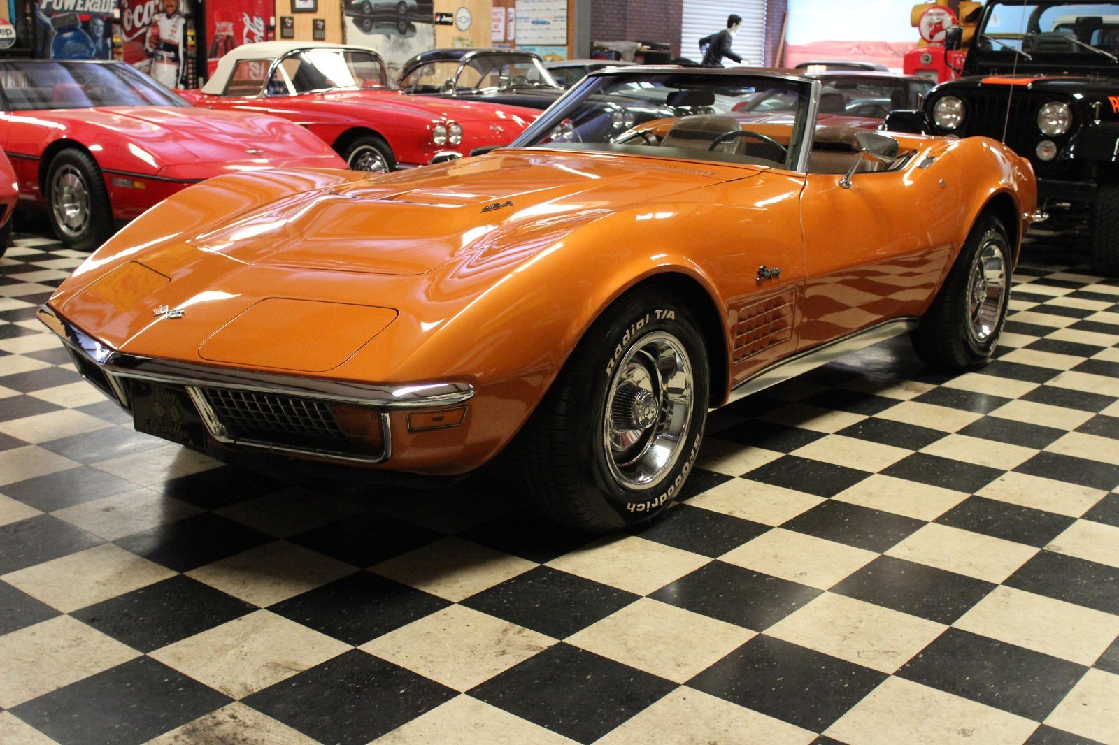 Chevrolet-Corvette-1972-Convertible-2