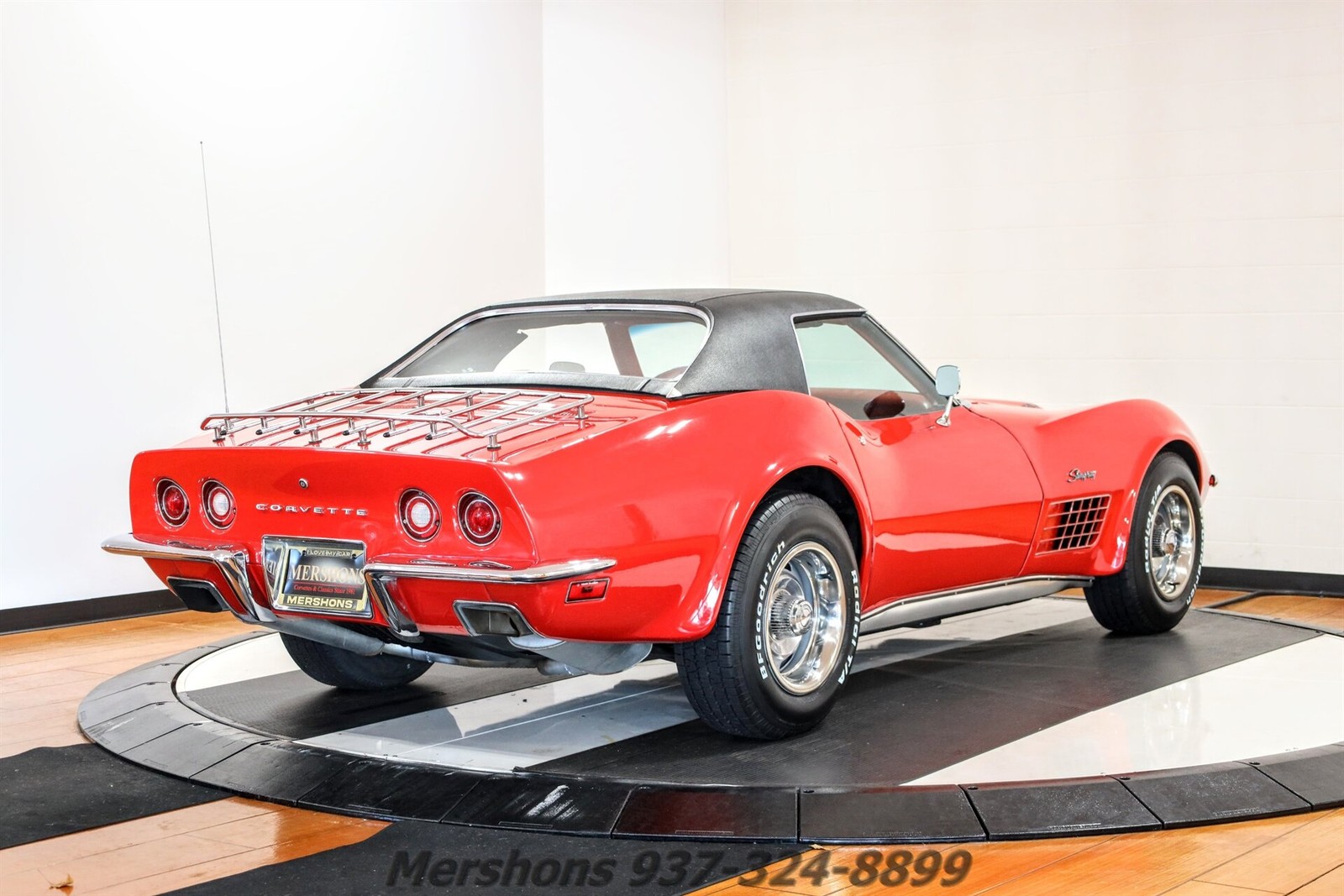 Chevrolet-Corvette-1972-Convertible-9