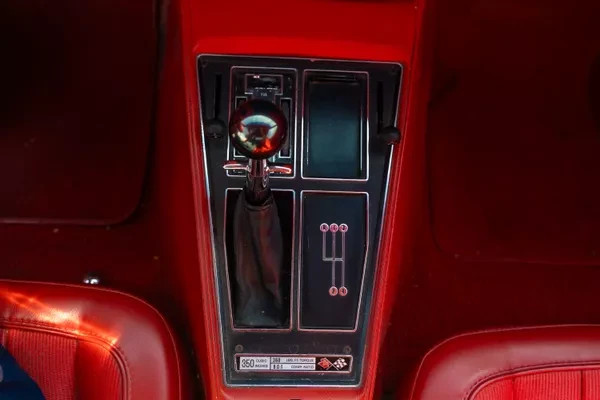 Chevrolet-Corvette-1972-Coupe-20