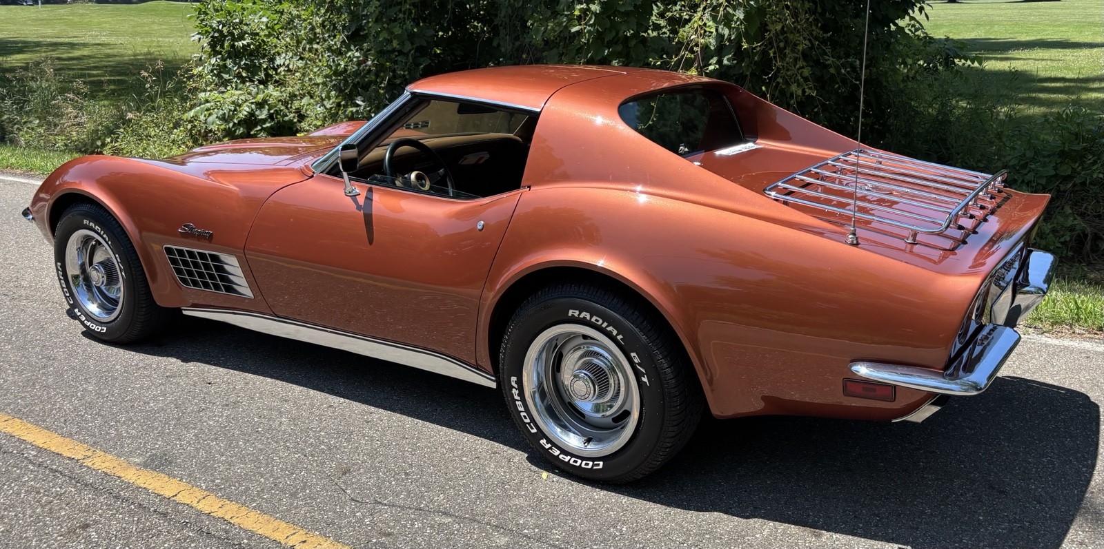 Chevrolet-Corvette-1972-Coupe-3