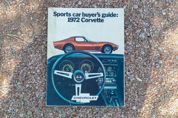 Chevrolet-Corvette-1972-Coupe-32