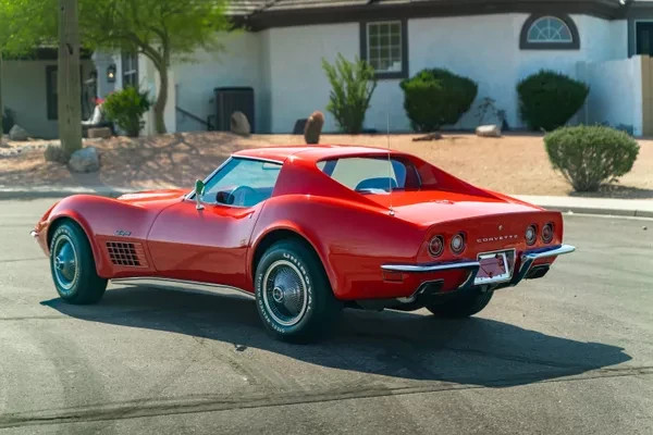 Chevrolet-Corvette-1972-Coupe-4