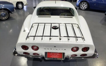 Chevrolet-Corvette-1972-Coupe-5