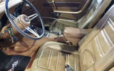 Chevrolet-Corvette-1972-Coupe-8