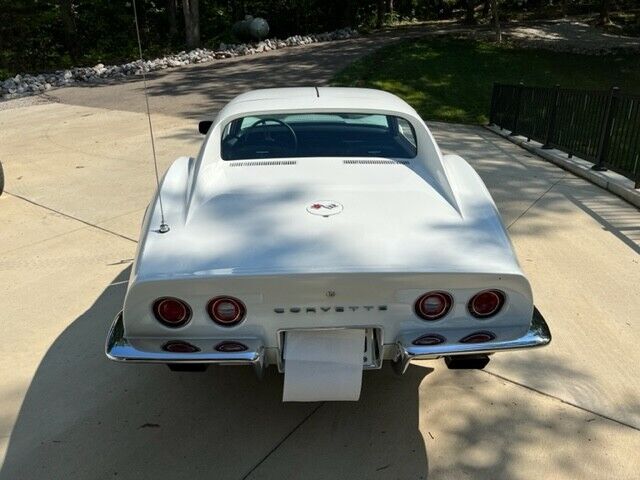 Chevrolet-Corvette-1973-Coupe-1